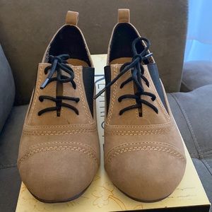 Brand new taupe and black oxfords/loafers.